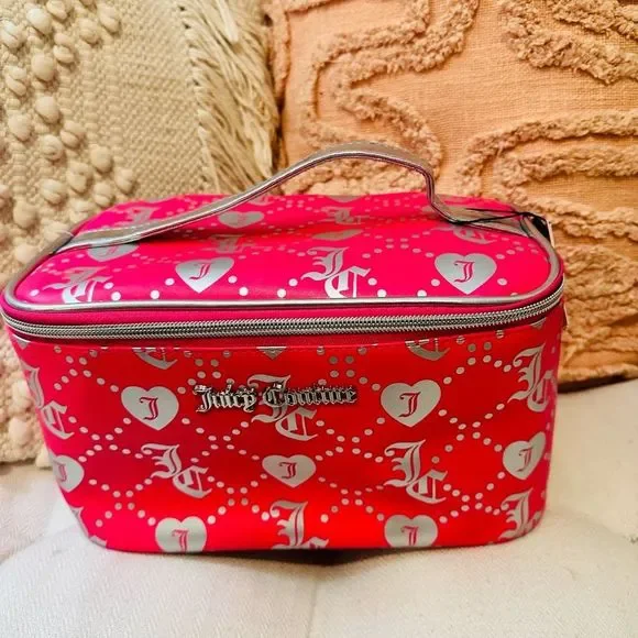 💕 SOLD 💕 NWT Juicy Couture Logo Pink Makeup Bag - Picture 3 of 6